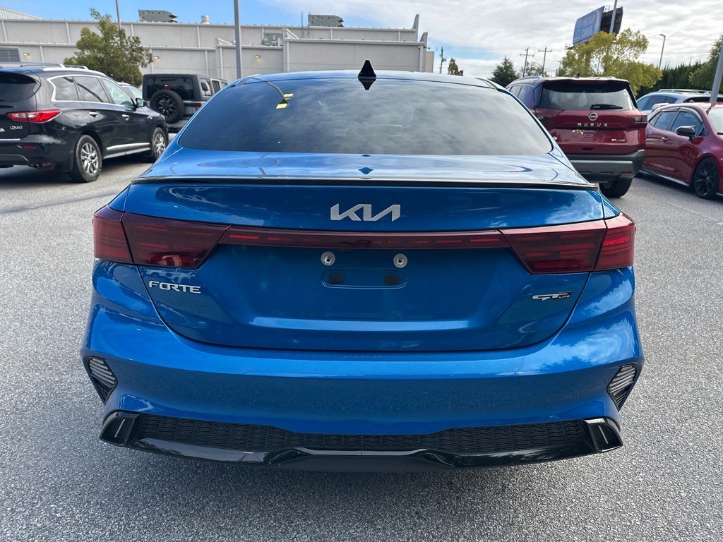 2023 Kia Forte GT-Line photo 4