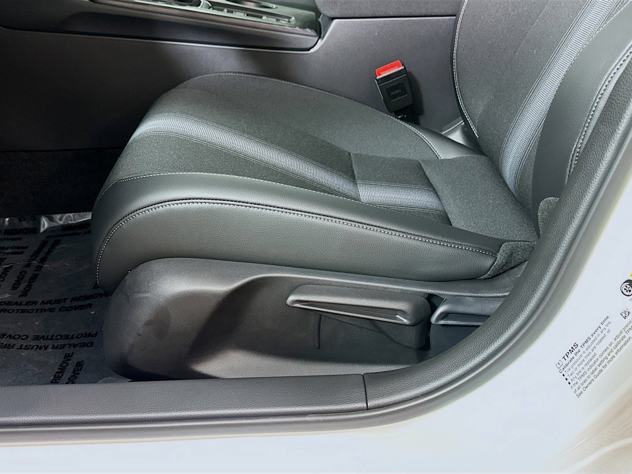 2026 Honda Civic Hatchback Sport Hybrid photo 18