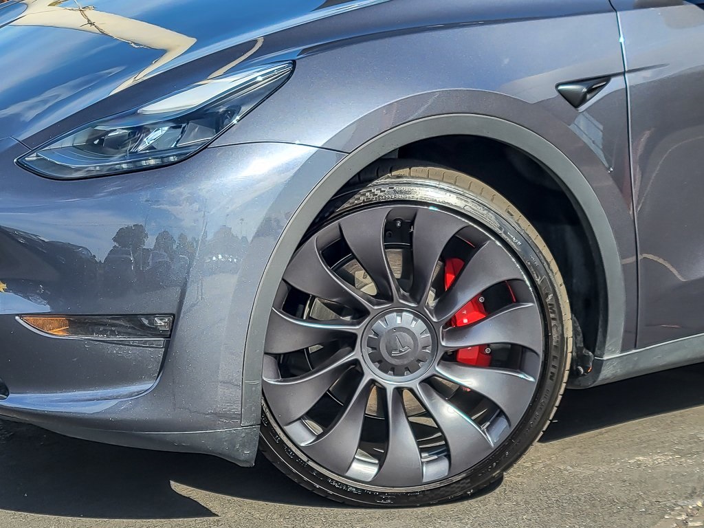 2023 Tesla Model Y Performance photo 3