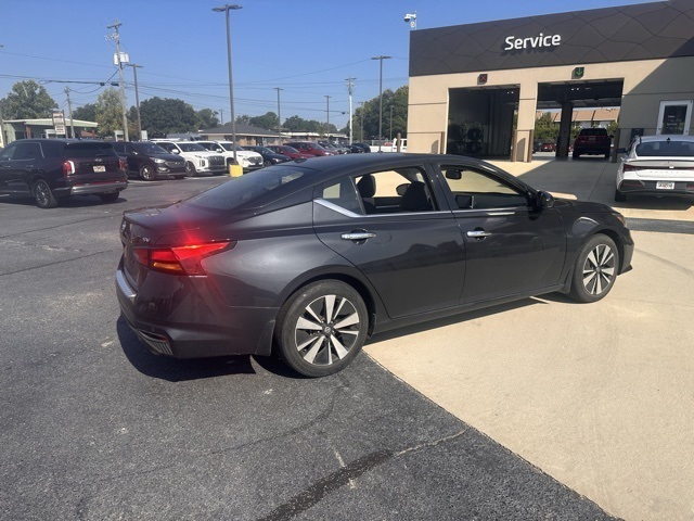 2019 Nissan Altima 2.5 SV photo 8