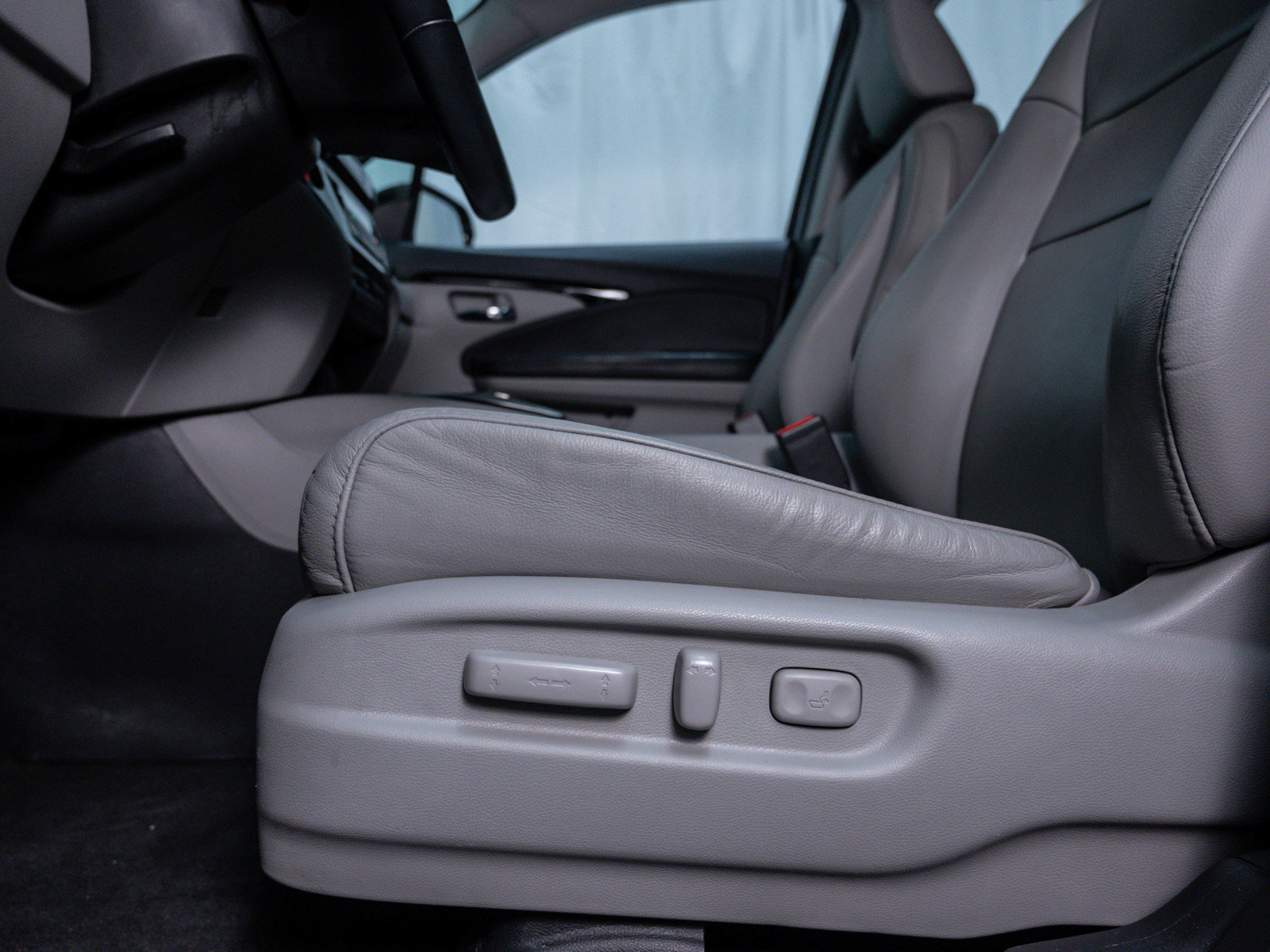 2019 Honda Pilot Touring photo 15