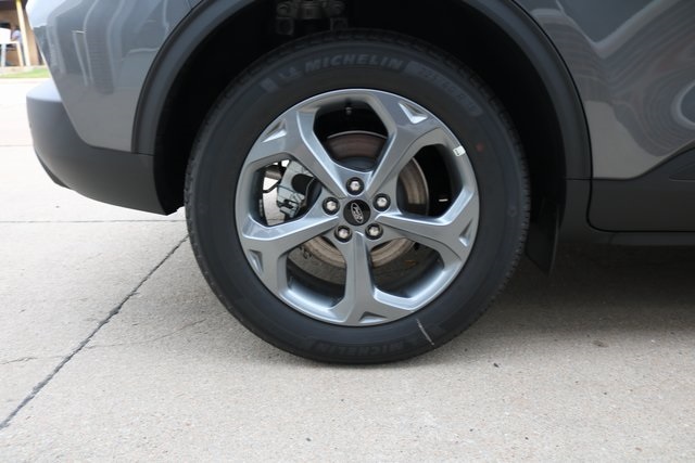 2025 Ford Escape Hybrid ST-Line Select photo 11