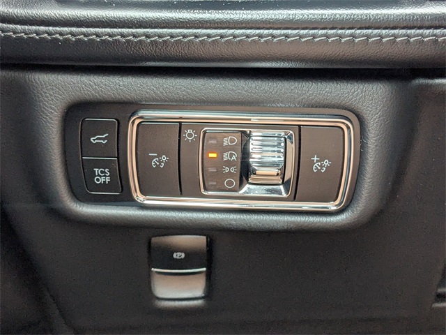 2023 Lincoln Nautilus Standard photo 26