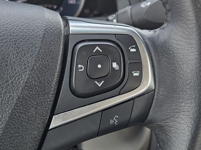 2017 Toyota Camry XLE photo 15