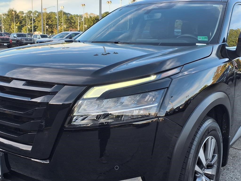 Image of Pre-Owned 2023 Nissan Pathfinder SL