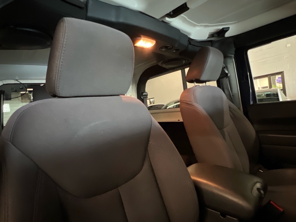 2013 Jeep Wrangler Sport photo 16