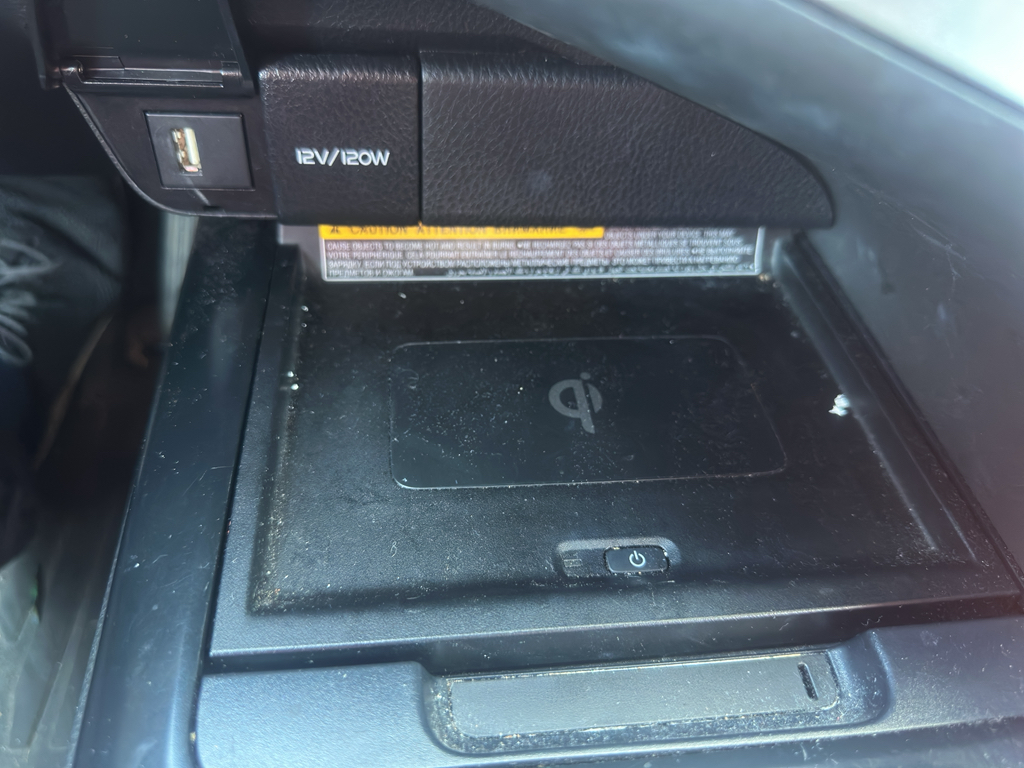 2020 Toyota Camry XSE photo 12