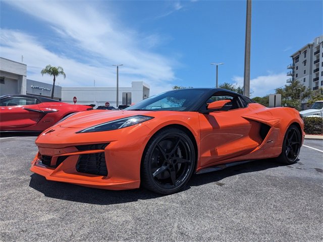 2025 Chevrolet Corvette E-Ray 3LZ photo 4