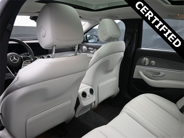 2022 Mercedes Benz E 350 photo 14