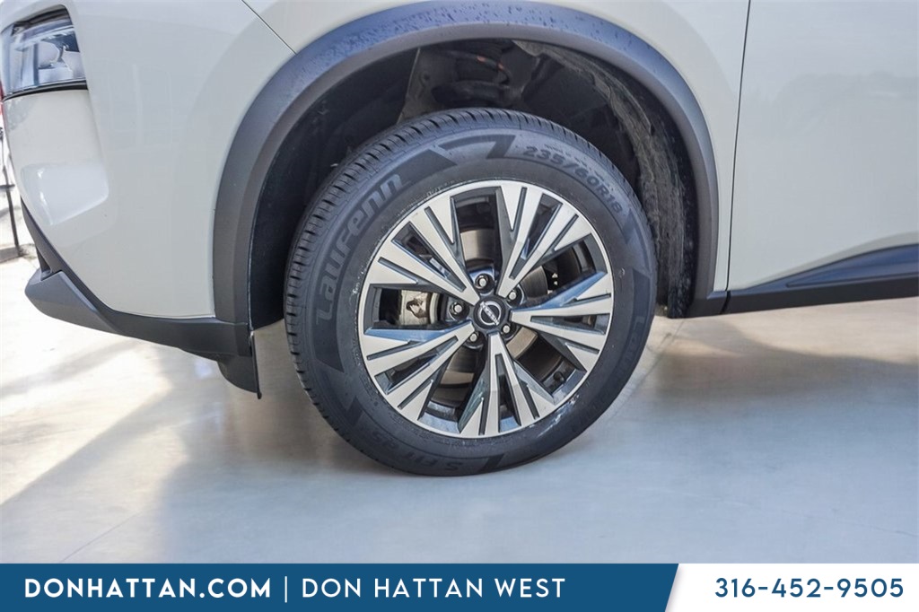 2023 Nissan Rogue SV photo 36