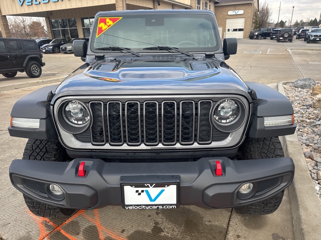 2024 Jeep Wrangler Rubicon photo 2