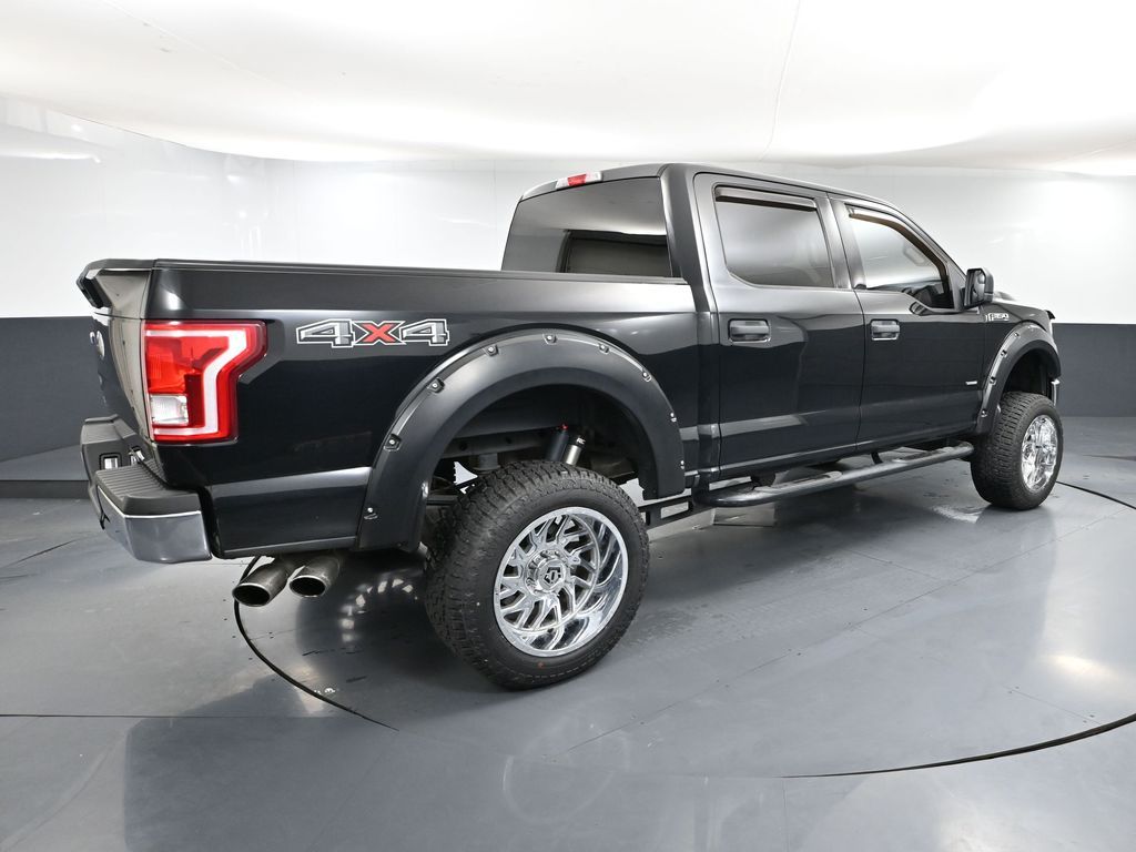 2017 Ford F-150 XLT photo 4