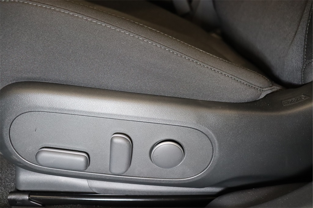 2025 Hyundai Ioniq 5 SE photo 6