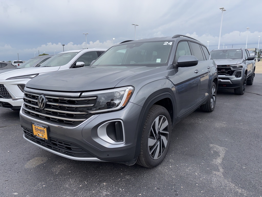 2024 Volkswagen Atlas SE Technology photo 2