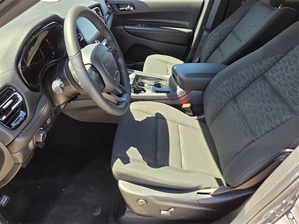 2025 Dodge Durango GT photo 4