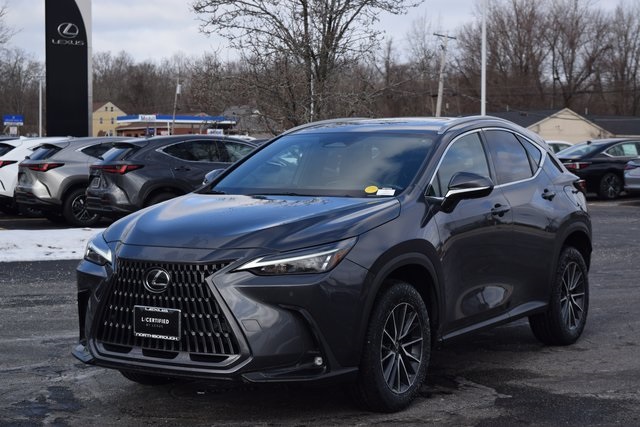 2023 Lexus NX 350's photo