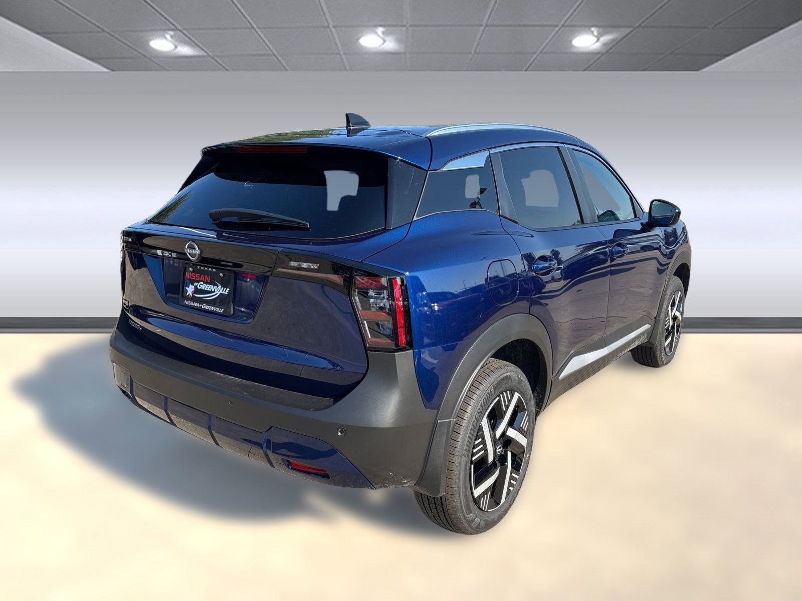 2026 Nissan Kicks SV photo 9