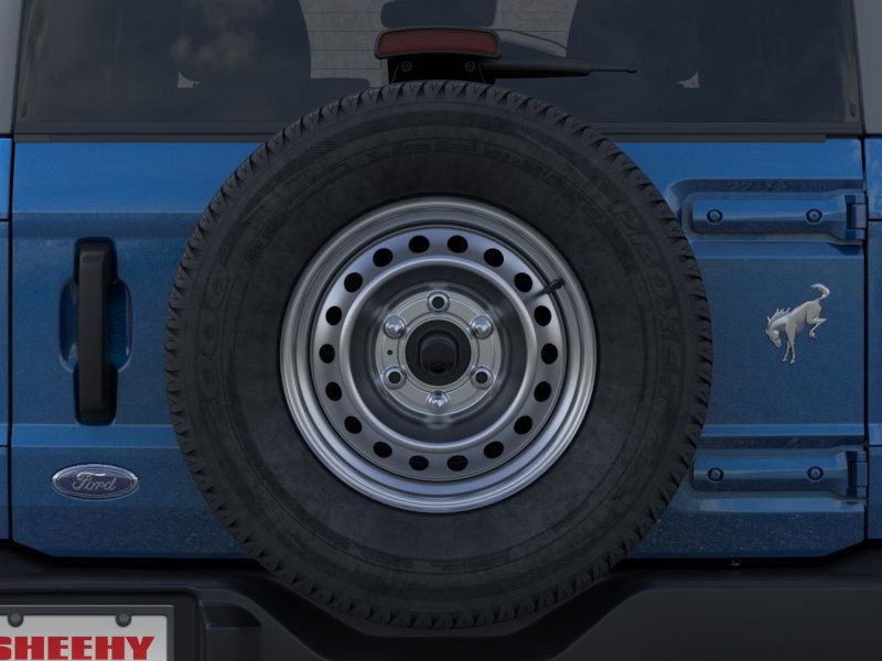 2025 Ford Bronco Base photo 18