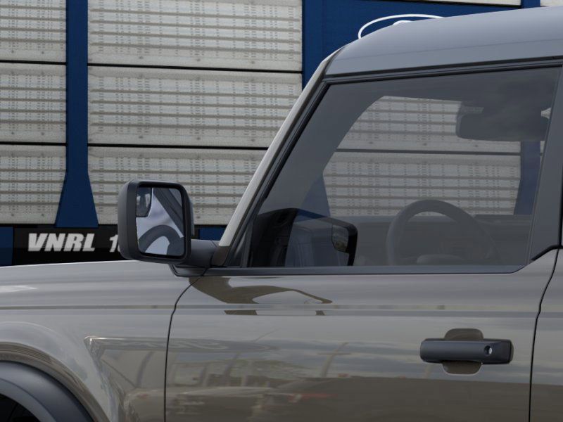 2025 Ford Bronco Base photo 18