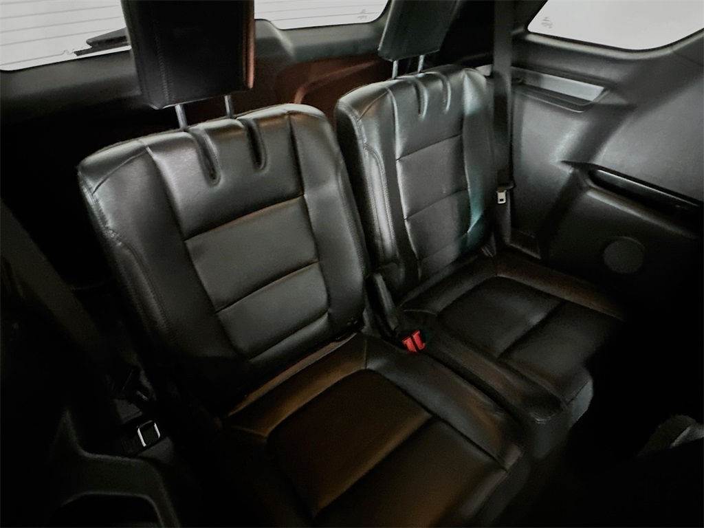 2016 Ford Explorer XLT photo 24