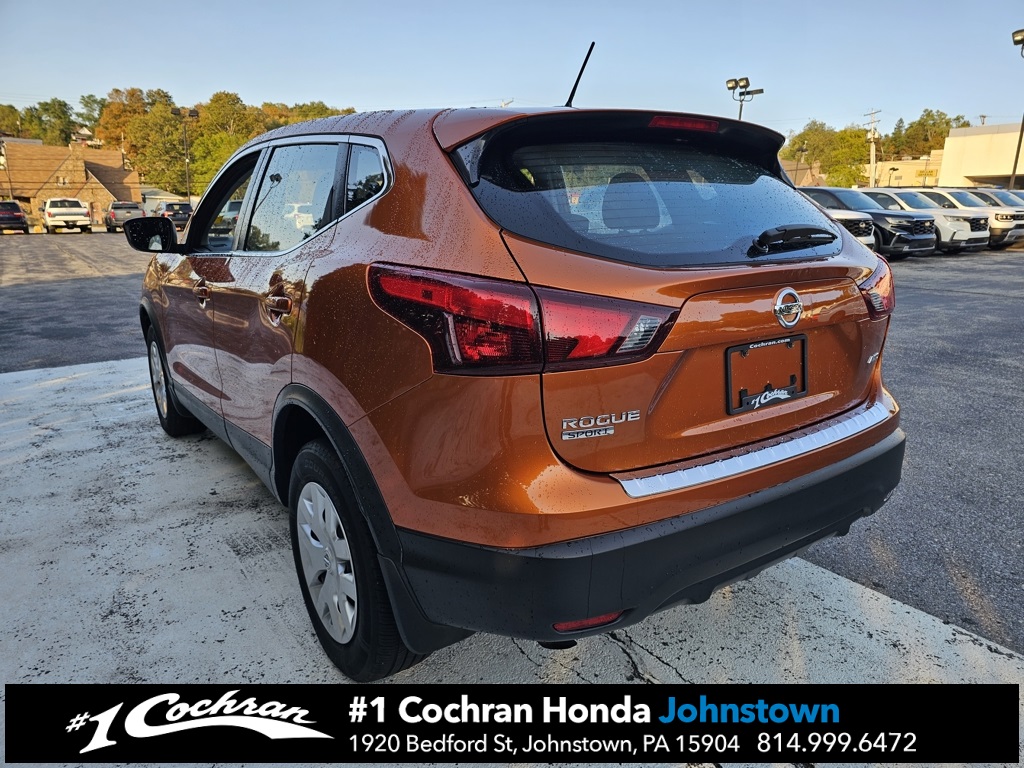 2017 Nissan Rogue Sport S photo 5