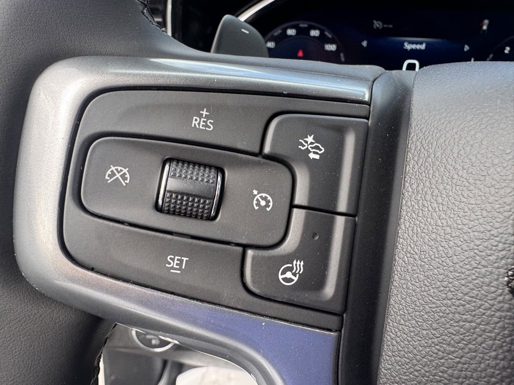 2026 Chevrolet Silverado 1500 RST photo 4