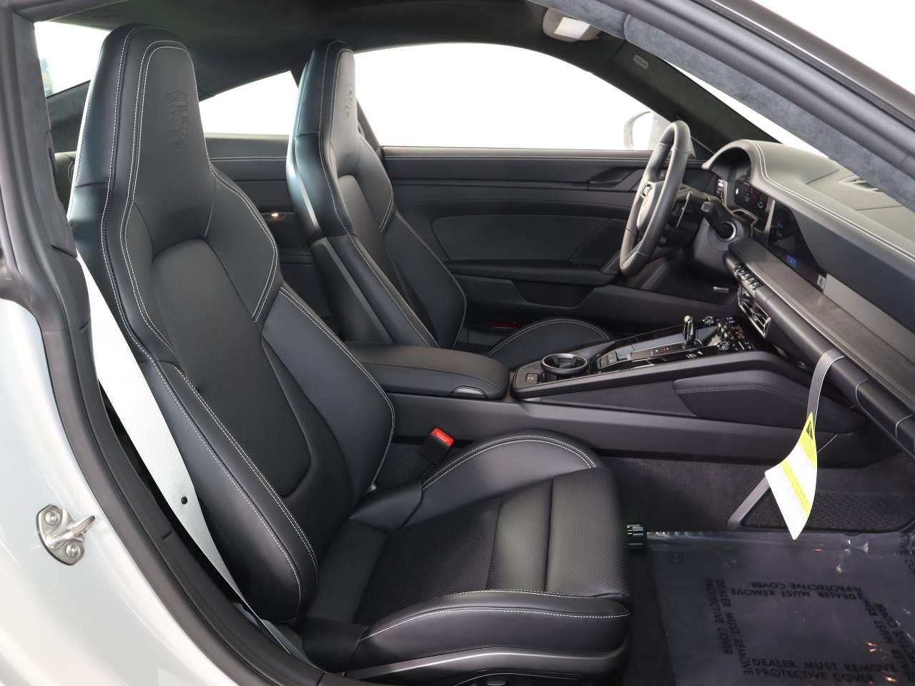 2026 Porsche 911 GTS photo 19