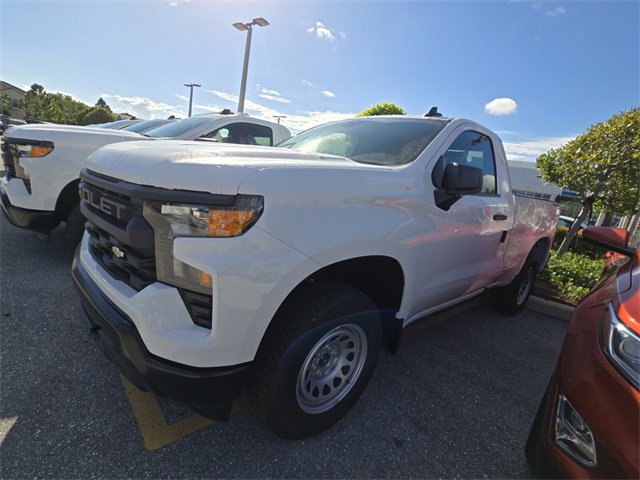 2025 Chevrolet Silverado 1500 photo 4