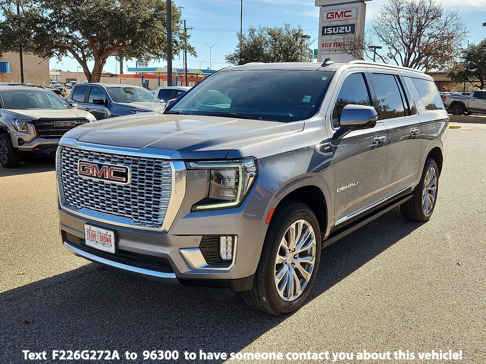 2022 GMC Yukon XL Denali's photo