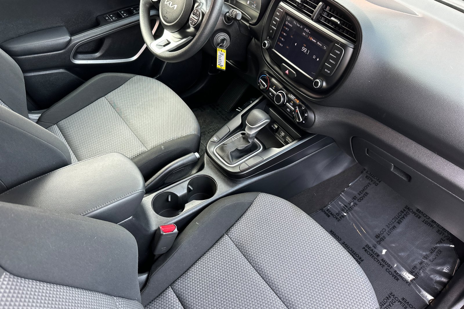 2023 Kia Soul LX photo 11