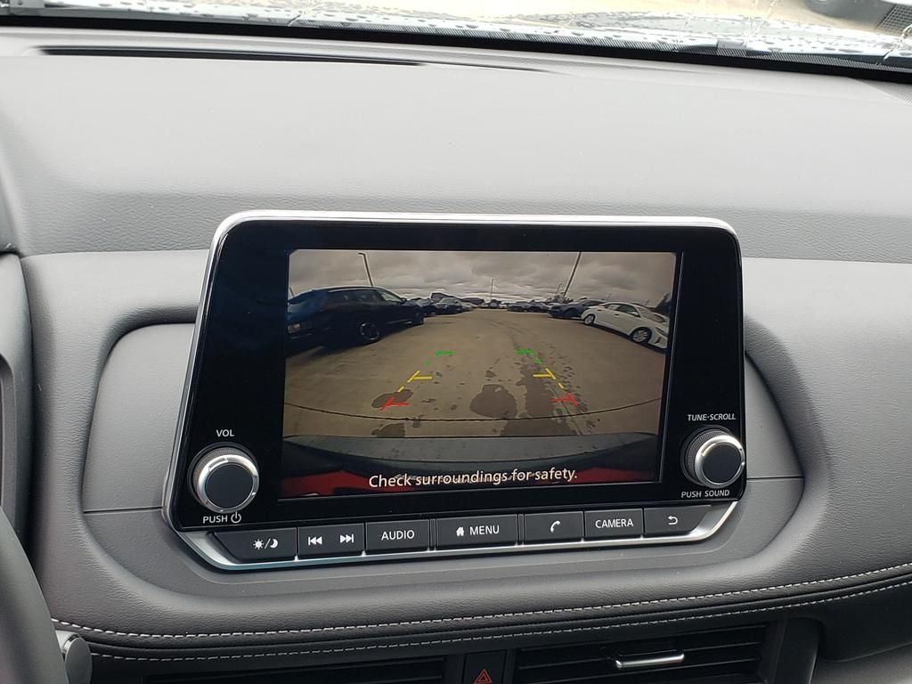 2026 Nissan Rogue SV photo 9