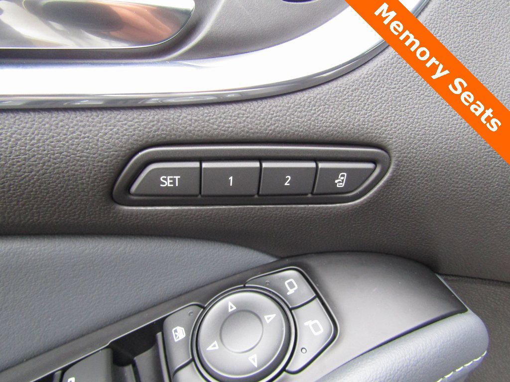 2024 Buick Enclave Premium photo 3