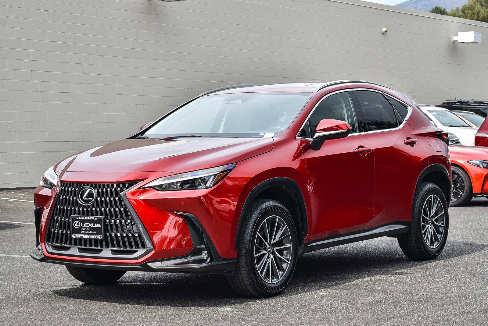 2022 Lexus NX 350h Premium photo 3