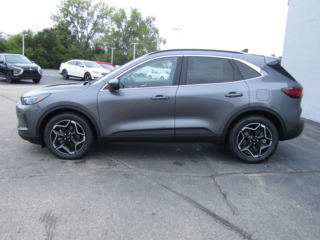 2025 Ford Escape Platinum photo 2