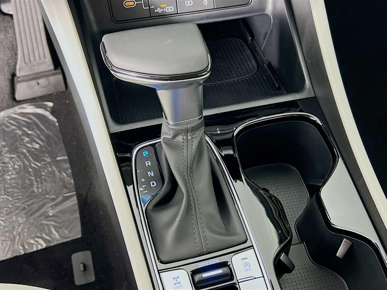 2025 Hyundai Tucson SEL Convenience photo 12