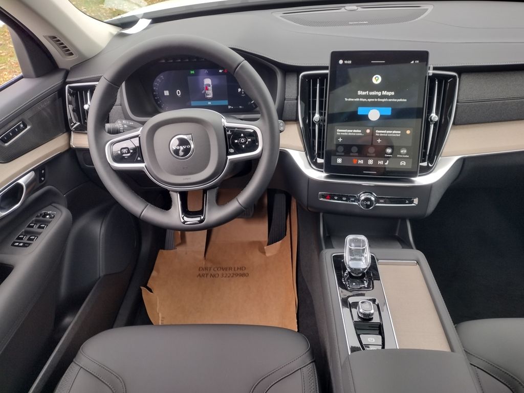 2026 VOLVO XC90 - Image 21