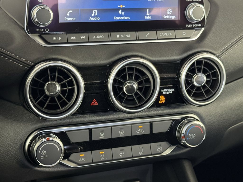 2025 Nissan Sentra SV photo 25