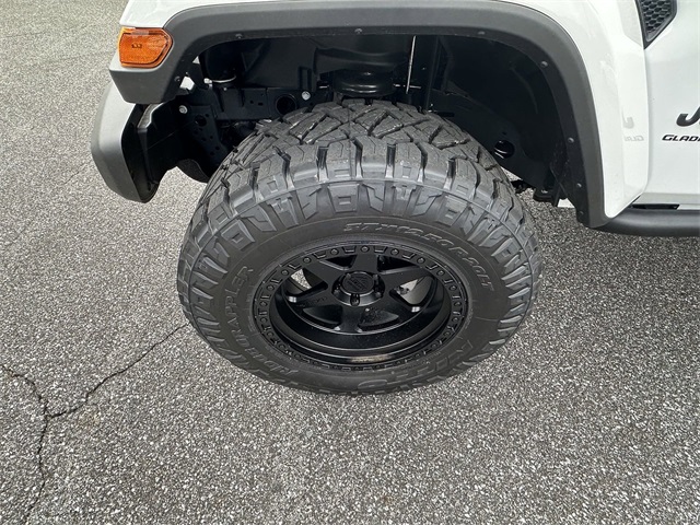 2024 Jeep Gladiator Sport S photo 11