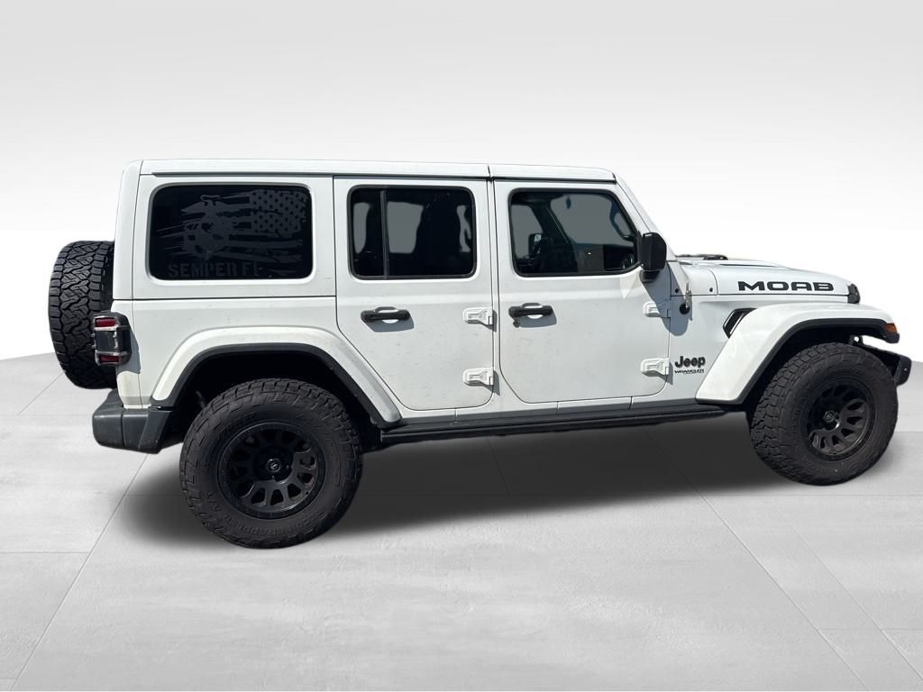 2018 Jeep Wrangler Unlimited Sahara photo 12
