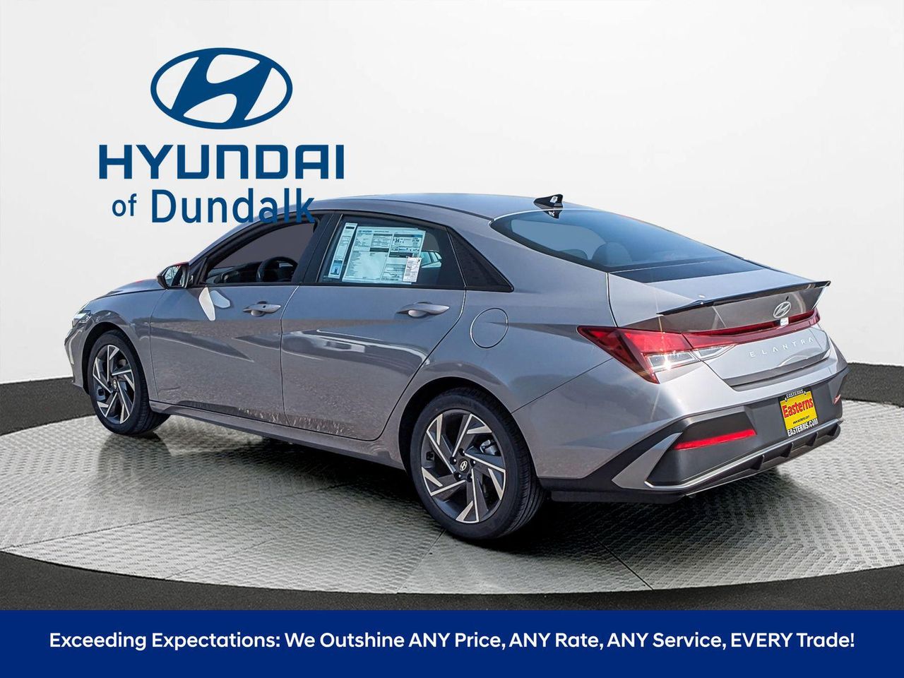 2025 Hyundai Elantra SEL Sport photo 4