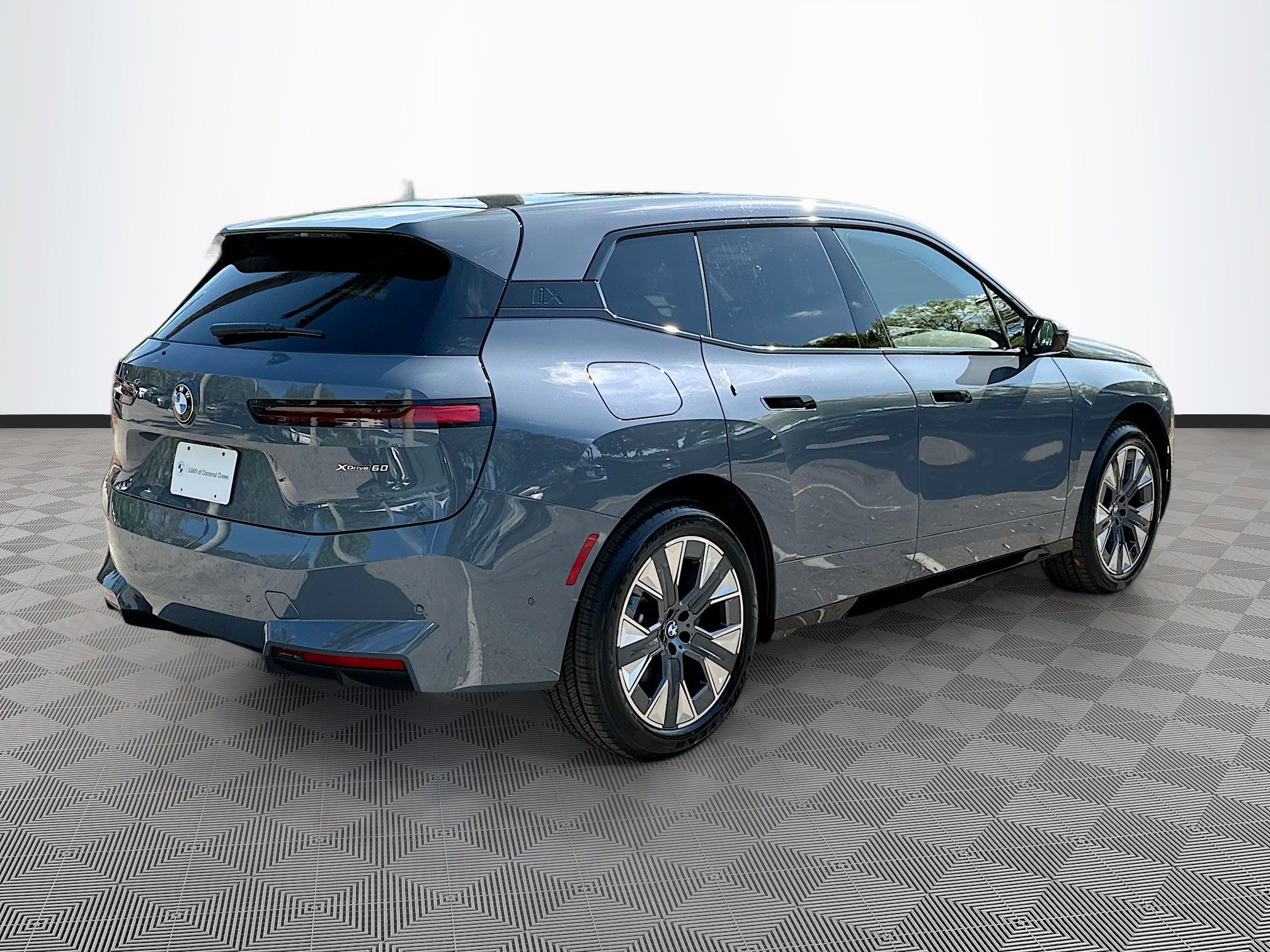 2026 Bmw iX photo 7