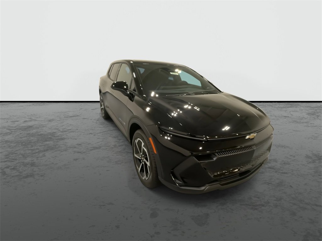 2026 Chevrolet Equinox LT photo 2