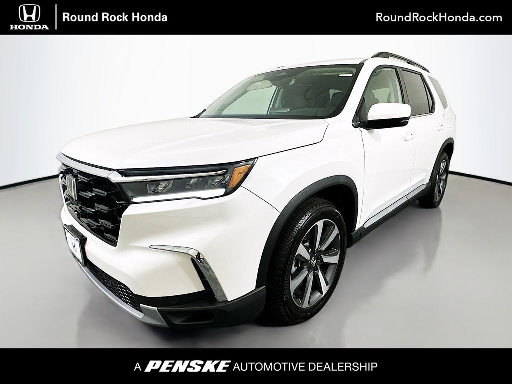2025 Honda Pilot Touring's photo