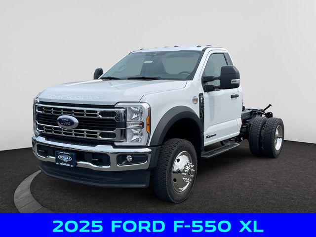 2025 Ford F-550 Super Duty Chassis Cab XL's photo