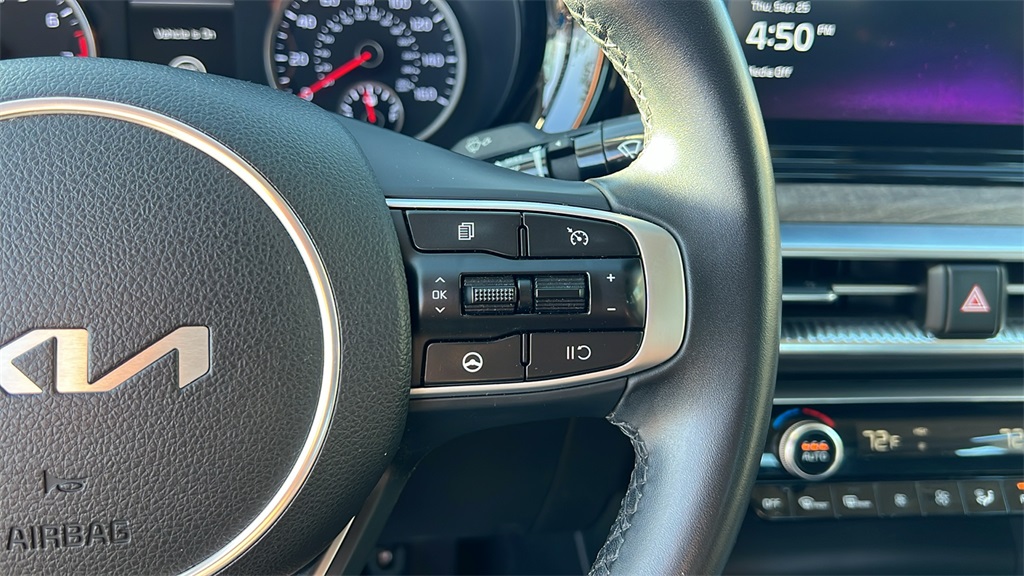 2024 Kia K5 EX photo 13