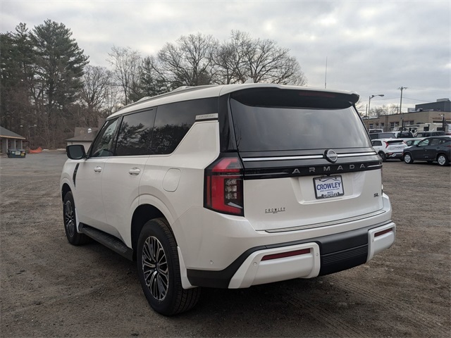 2025 Nissan Armada SL photo 5