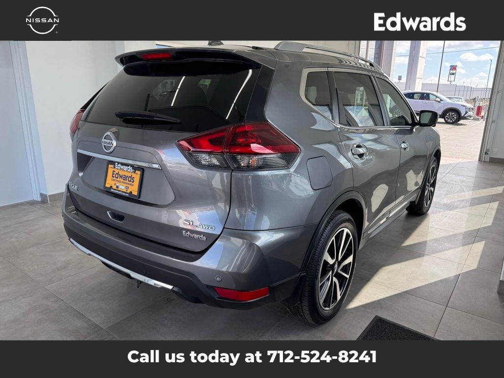 2019 Nissan Rogue SL photo 8
