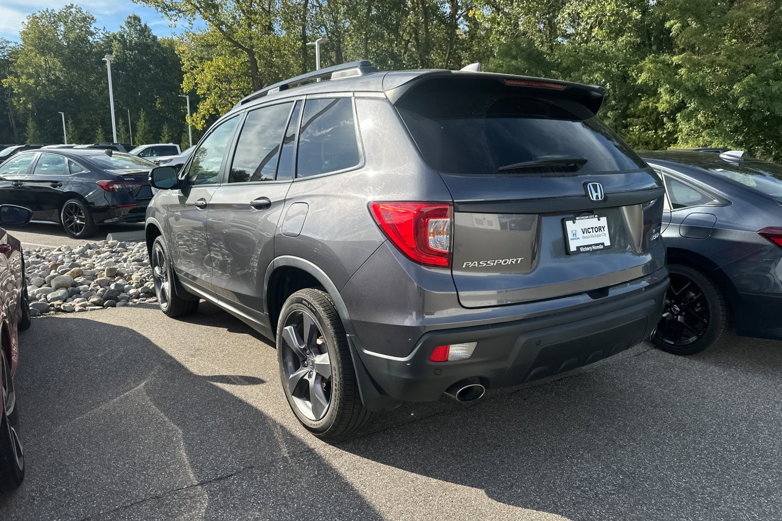 2019 Honda Passport Touring photo 3