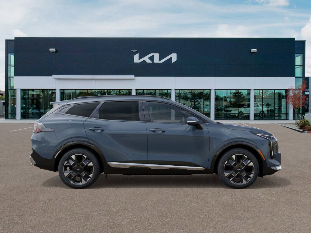 2026 Kia Sportage Hybrid photo 3
