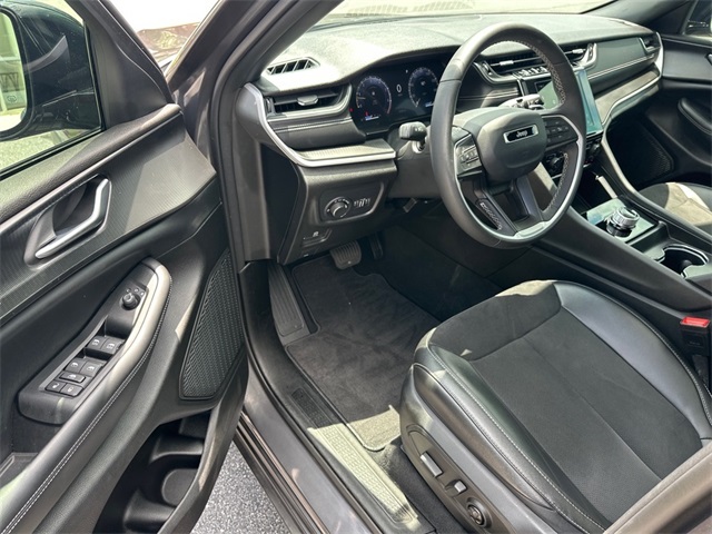 2024 Jeep Grand Cherokee Altitude X photo 4